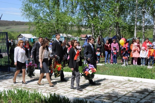 фото митинг 70-летие Победы Шняево 9 мая 2015