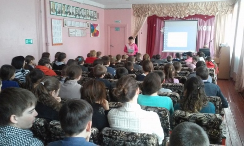 фото классный час Крым и Россия мы вместе сош Шняево март 2015