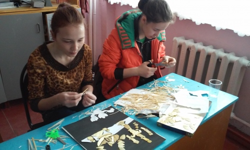 фото подготовка к выставке сош Шняево 2015